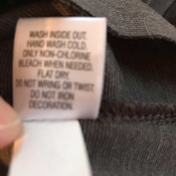 PRINCESS VERA WANG Size Medium Gray Top Jewels Shirt Crewneck Pullover - Picture 7 of 7